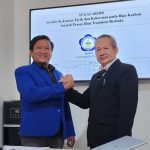 Direktur Polimarim AMI Makassar, Dr. Amrin bersama Direktur PPs UKIP, Prof. Dr. Ir. Yoel Pasae.