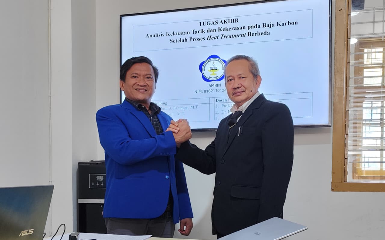 Direktur Polimarim AMI Makassar, Dr. Amrin bersama Direktur PPs UKIP, Prof. Dr. Ir. Yoel Pasae.